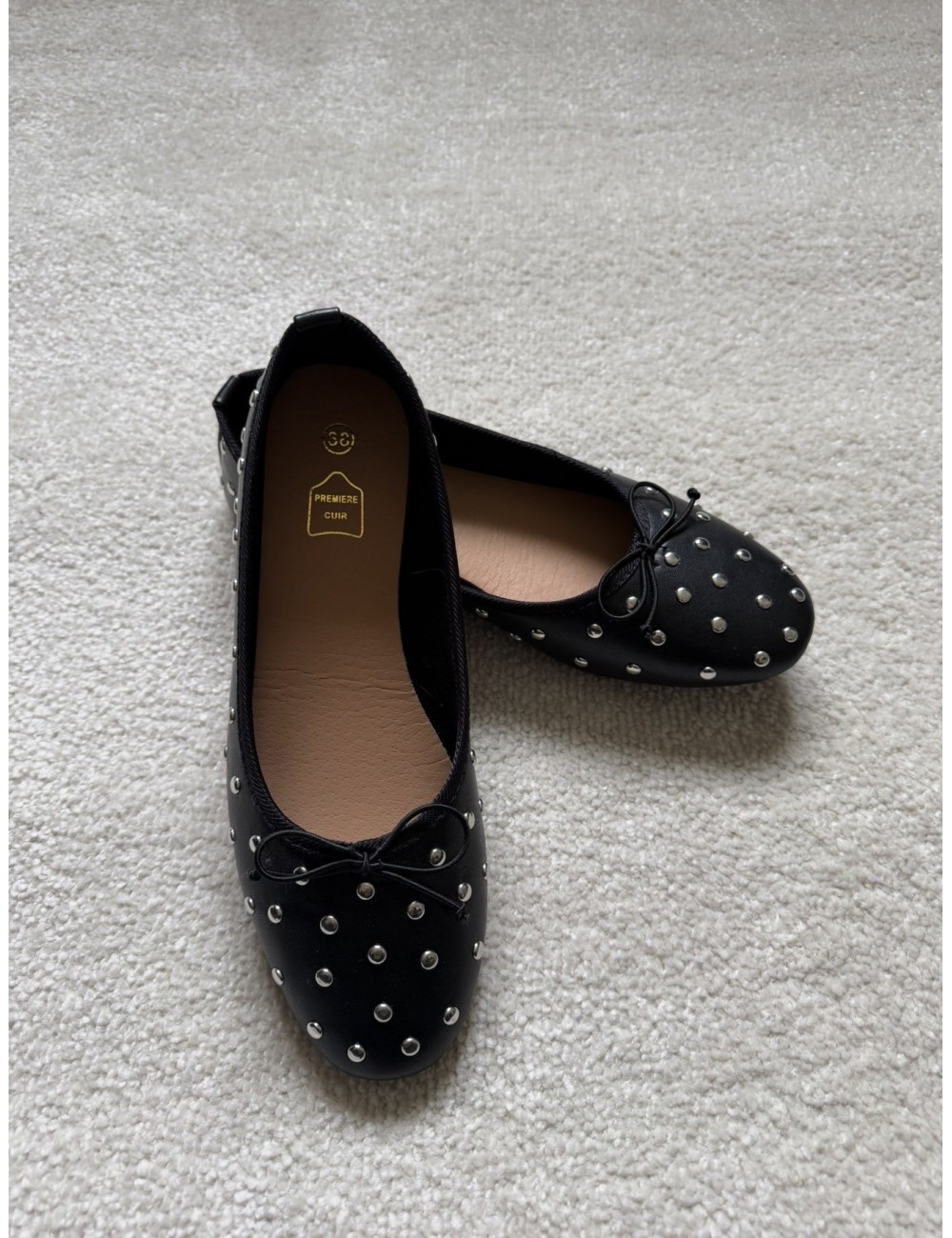 Ballerines noires à clous