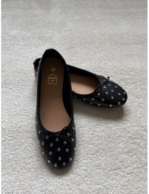 Ballerines noires à clous