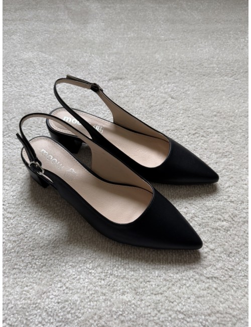 Escarpins slingback noirs à talons
