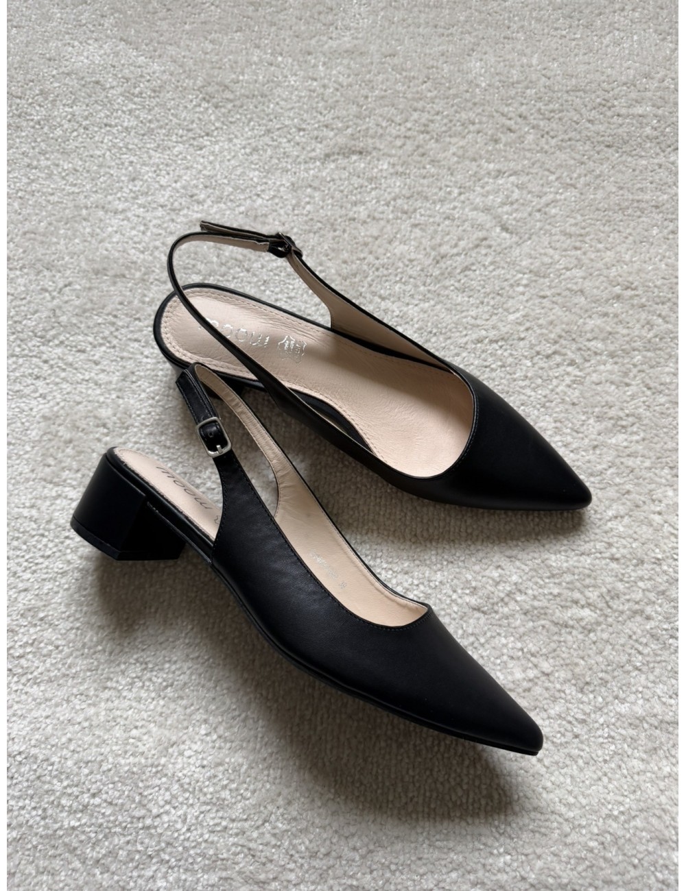 Escarpins slingback noirs à talons