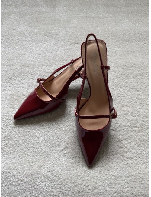 Slingbacks bordeaux vernies à talons