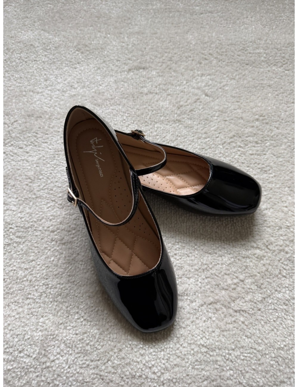 Ballerines noires vernies