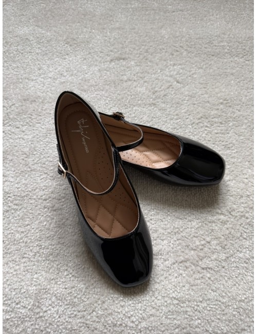Ballerines noires vernies