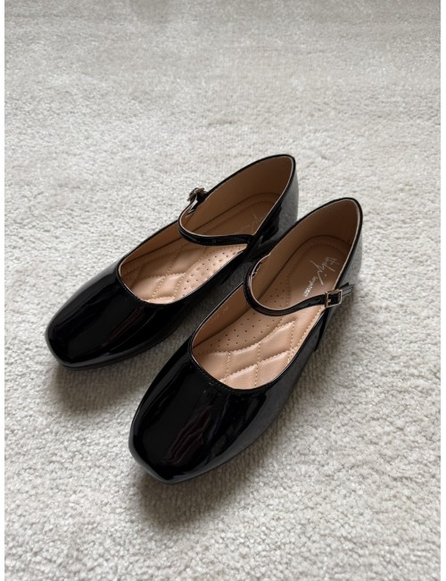Ballerines noires vernies