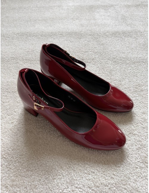 Babies à talons vernies bordeaux