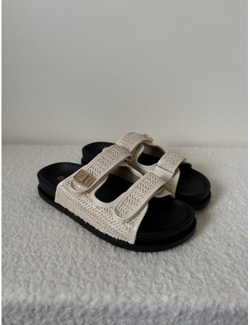 Mules plates beiges en raphia