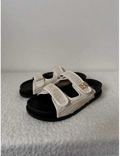 Mules plates beiges en raphia
