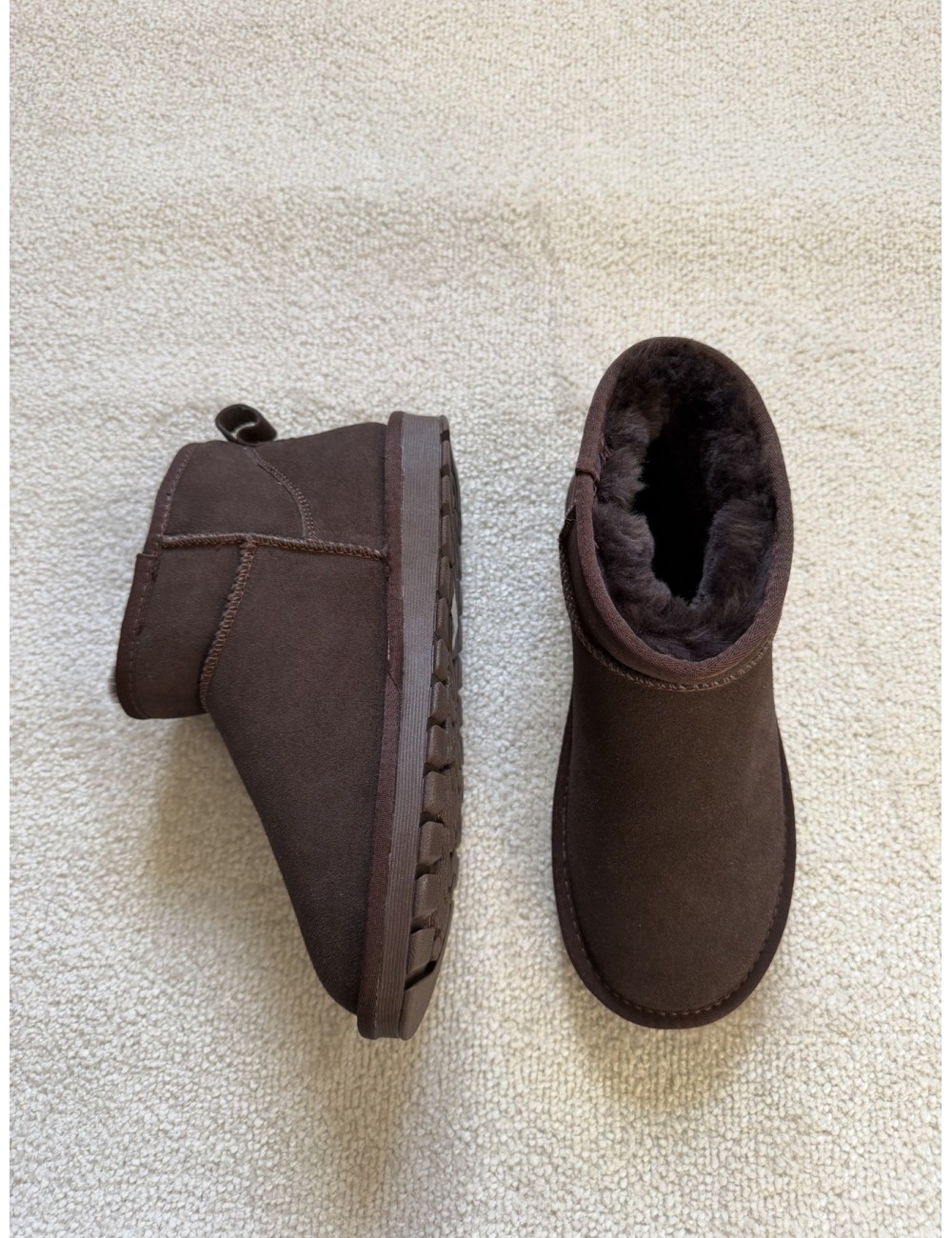 Bottines fourrées en daim et laine