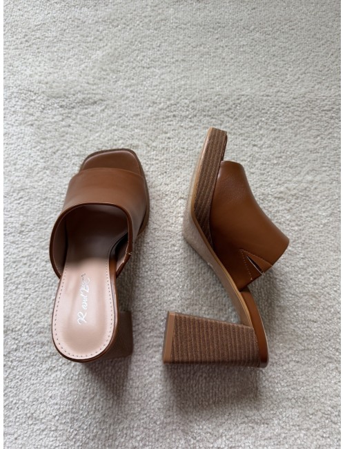 Mules marron à talons