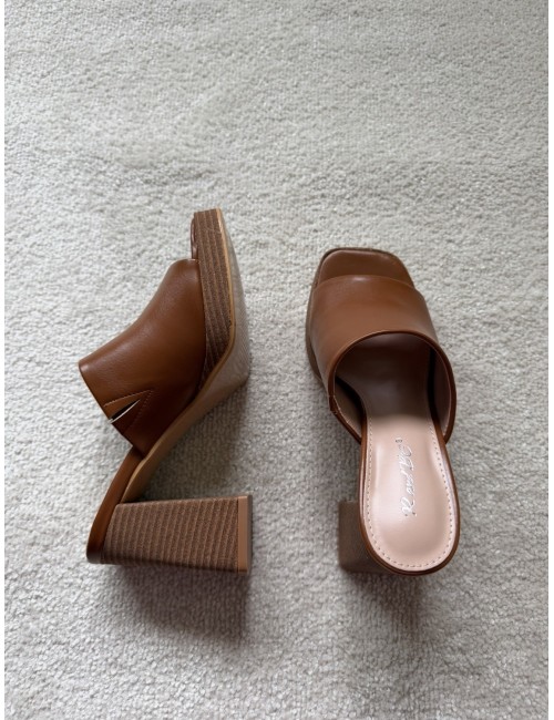 Mules marron à talons
