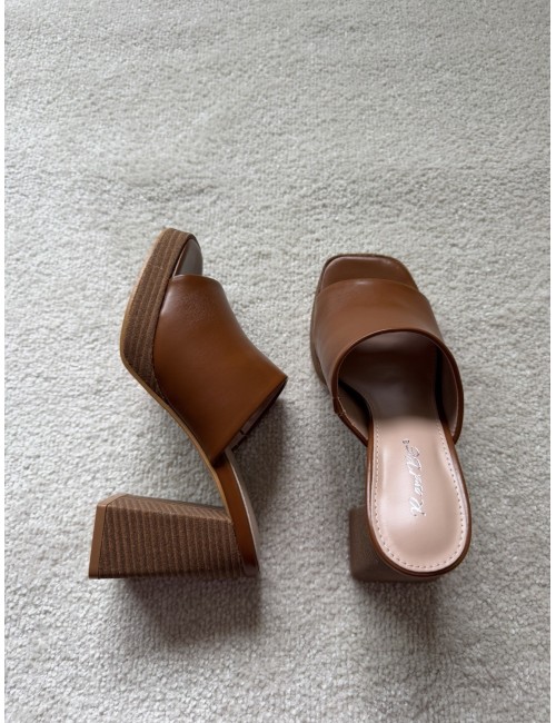 Mules marron à talons