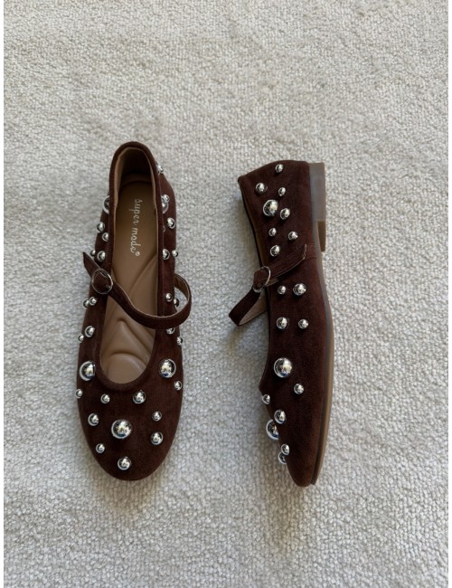 Ballerines marron à clous