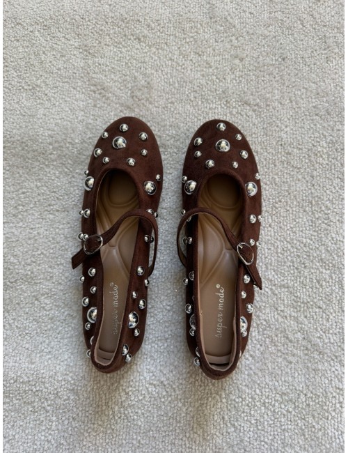 Ballerines marron à clous