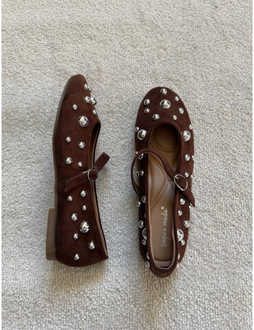 Ballerines marron à clous