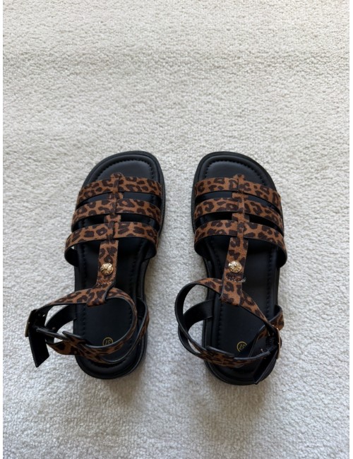 Sandales marrons avec détail doré